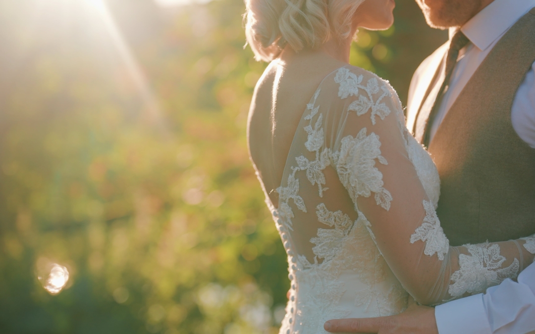 Victoria + Ross, The Inn At Whitewell