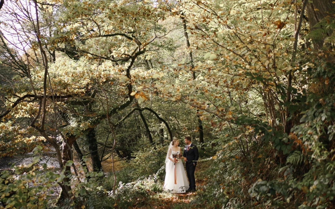 Laura + Fraser, Hidden River Barn